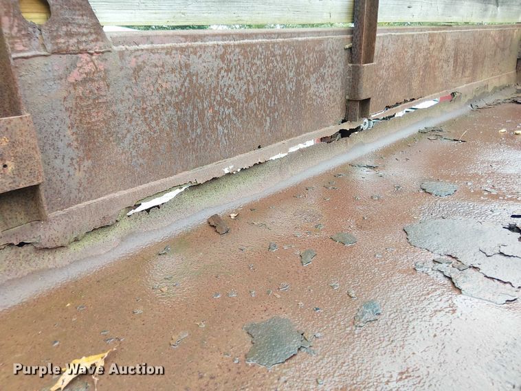 image for item EV5018 2002 Ford F550 Super Duty dump truck