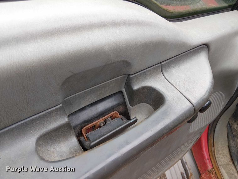 image for item EV5018 2002 Ford F550 Super Duty dump truck