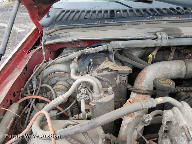 image for item EV5018 2002 Ford F550 Super Duty dump truck