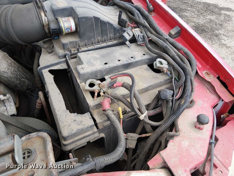 image for item EV5018 2002 Ford F550 Super Duty dump truck