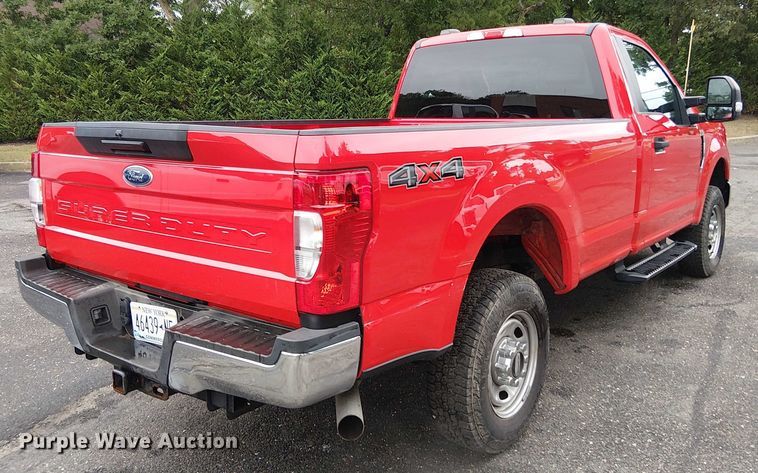 image for item EV5019 2022 Ford F250 Super Duty XL pickup truck
