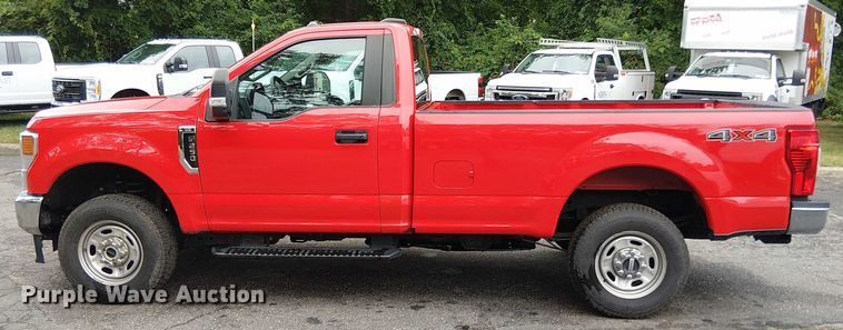 image for item EV5019 2022 Ford F250 Super Duty XL pickup truck