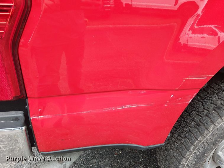 image for item EV5019 2022 Ford F250 Super Duty XL pickup truck