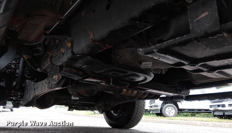 image for item EV5019 2022 Ford F250 Super Duty XL pickup truck