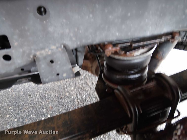 image for item EV5019 2022 Ford F250 Super Duty XL pickup truck