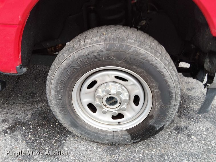 image for item EV5019 2022 Ford F250 Super Duty XL pickup truck