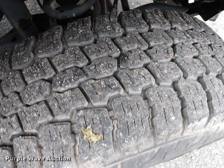 image for item EV5019 2022 Ford F250 Super Duty XL pickup truck