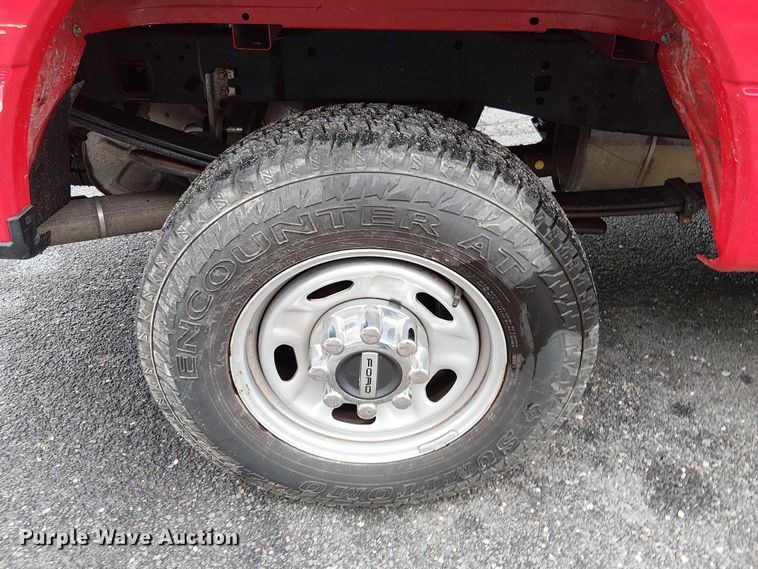 image for item EV5019 2022 Ford F250 Super Duty XL pickup truck