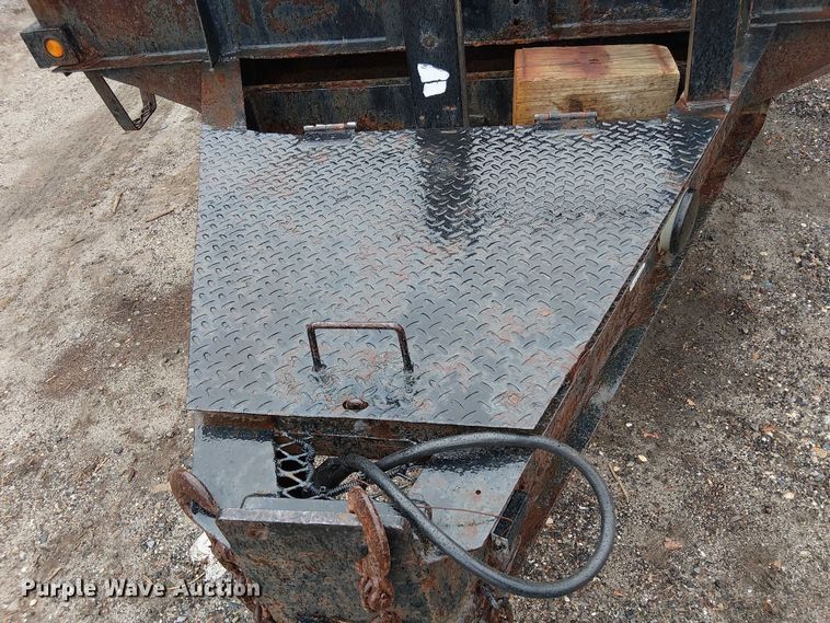 image for item EV5023 2015 Kaufman equipment trailer equipment trailer