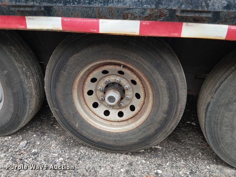 image for item EV5023 2015 Kaufman equipment trailer equipment trailer