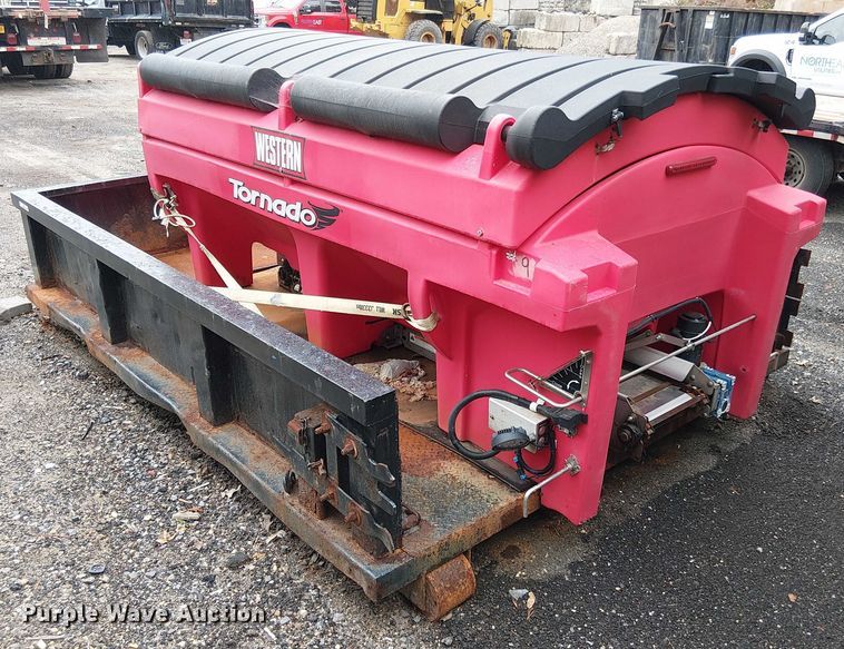 image for item EV5024 Hooklift flatbed