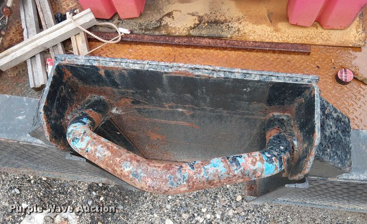 image for item EV5024 Hooklift flatbed