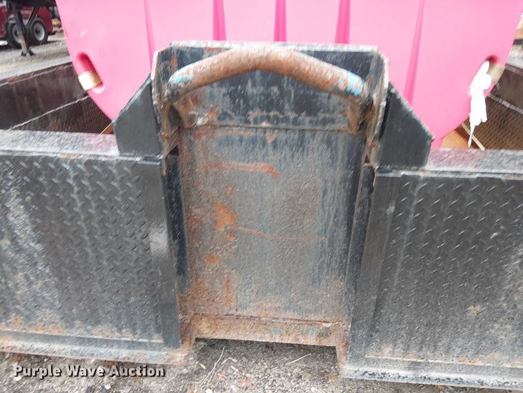 image for item EV5024 Hooklift flatbed