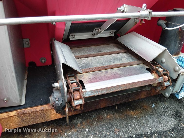 image for item EV5024 Hooklift flatbed