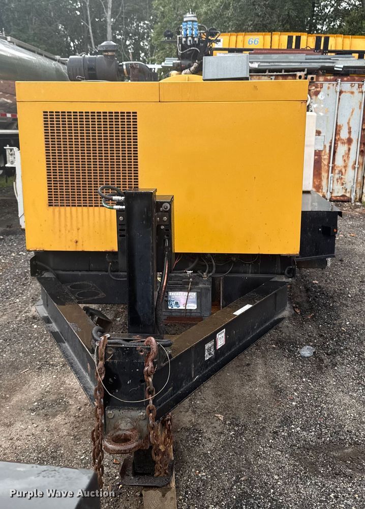 image for item EV5025 2017 Vermeer MC873SDT Heavy Low Profile vacuum excavator