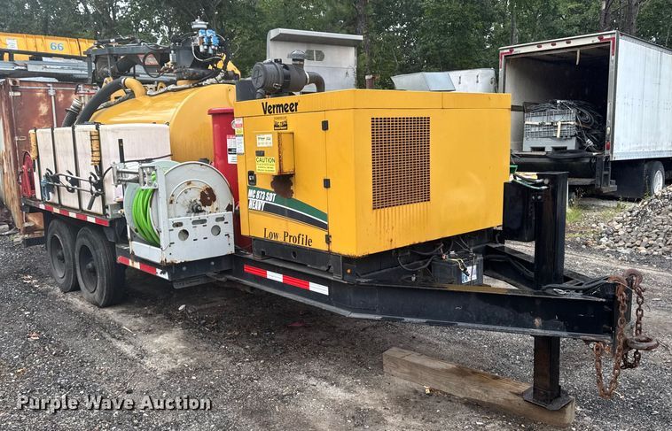 image for item EV5025 2017 Vermeer MC873SDT Heavy Low Profile vacuum excavator