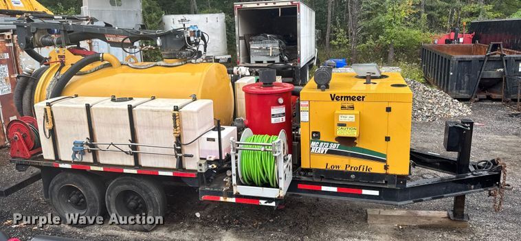 image for item EV5025 2017 Vermeer MC873SDT Heavy Low Profile vacuum excavator