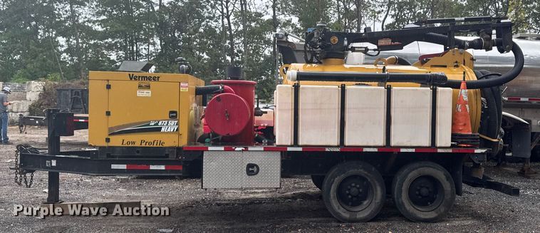 image for item EV5025 2017 Vermeer MC873SDT Heavy Low Profile vacuum excavator