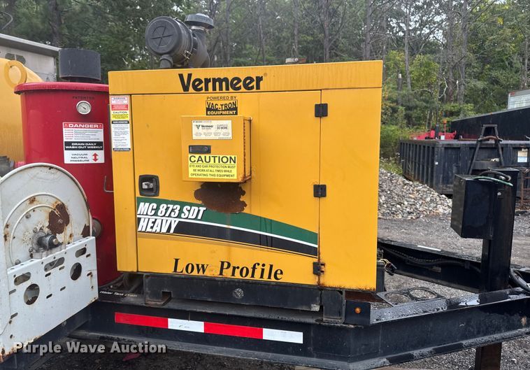 image for item EV5025 2017 Vermeer MC873SDT Heavy Low Profile vacuum excavator