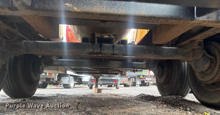 image for item EV5025 2017 Vermeer MC873SDT Heavy Low Profile vacuum excavator