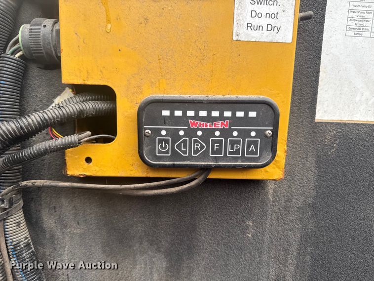 image for item EV5025 2017 Vermeer MC873SDT Heavy Low Profile vacuum excavator