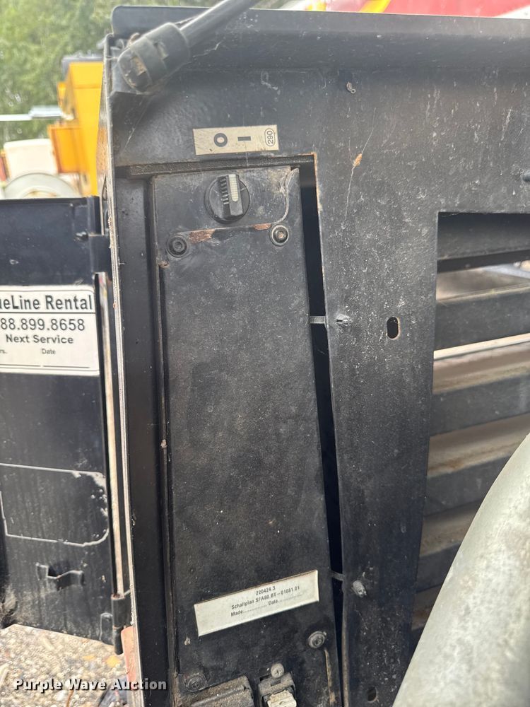 image for item EV5026 2014 Kaeser M100 air compressor