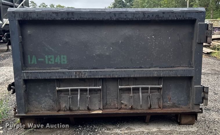 image for item EV5029 Roll-off dumpster