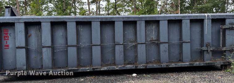 image for item EV5029 Roll-off dumpster