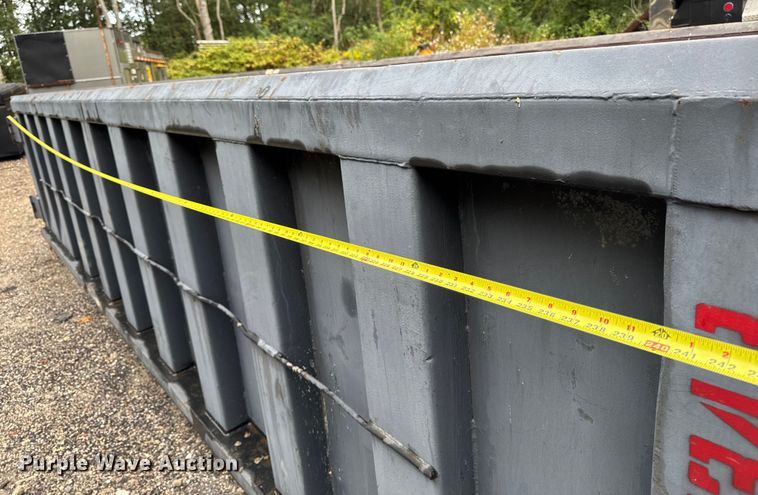 image for item EV5029 Roll-off dumpster