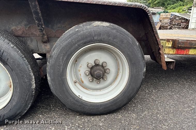 image for item EV5030 2019 Kaufman tilt deck equipment trailer