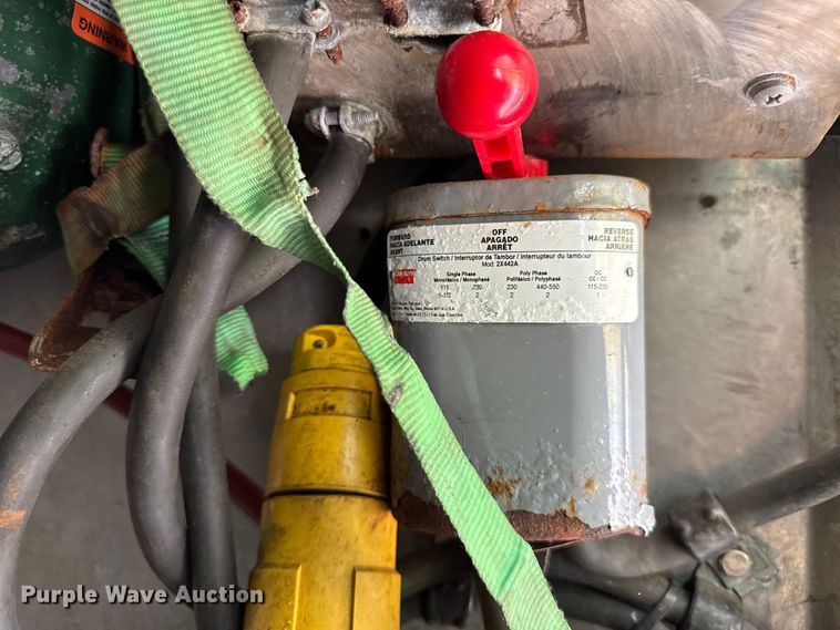 image for item EV5069 1986 Walker stainless TBTC-8002 vacuum trailer