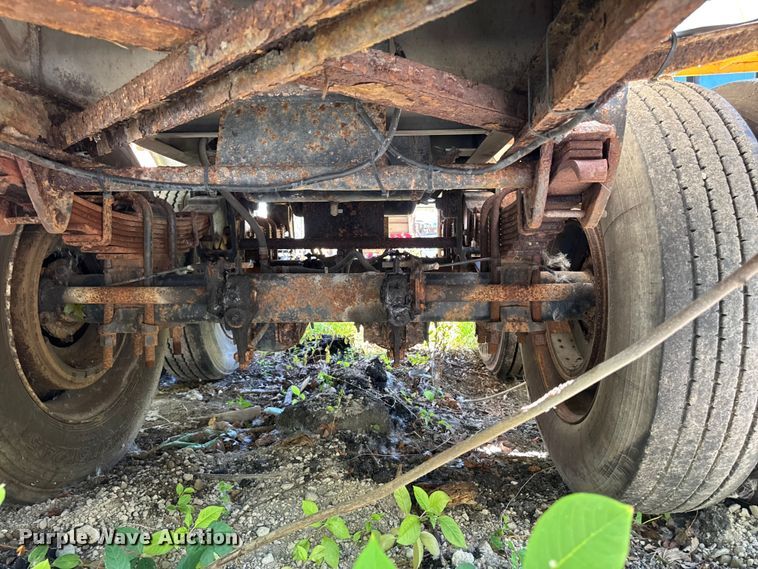 image for item EV5069 1986 Walker stainless TBTC-8002 vacuum trailer