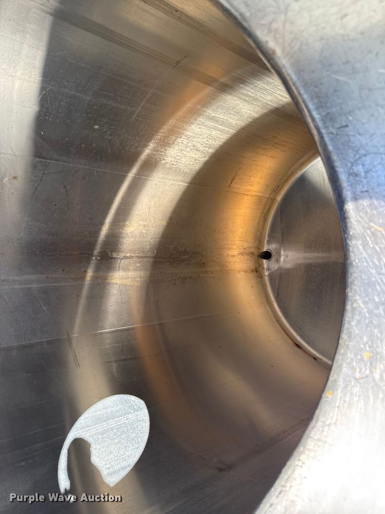 image for item EV5069 1986 Walker stainless TBTC-8002 vacuum trailer