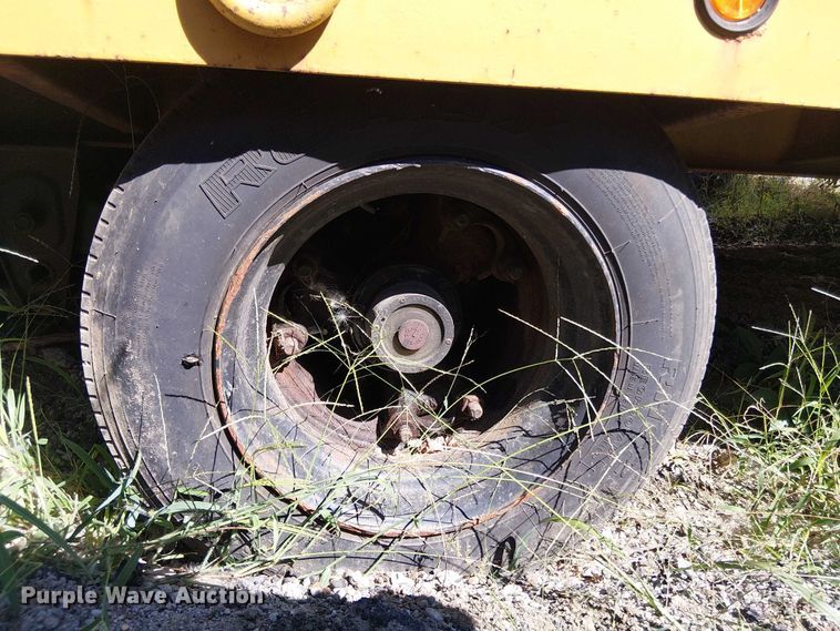 image for item EV5071 1998 Interstate equipment trailer