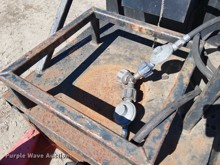 image for item EV5072 2018 Falcon pothole patcher