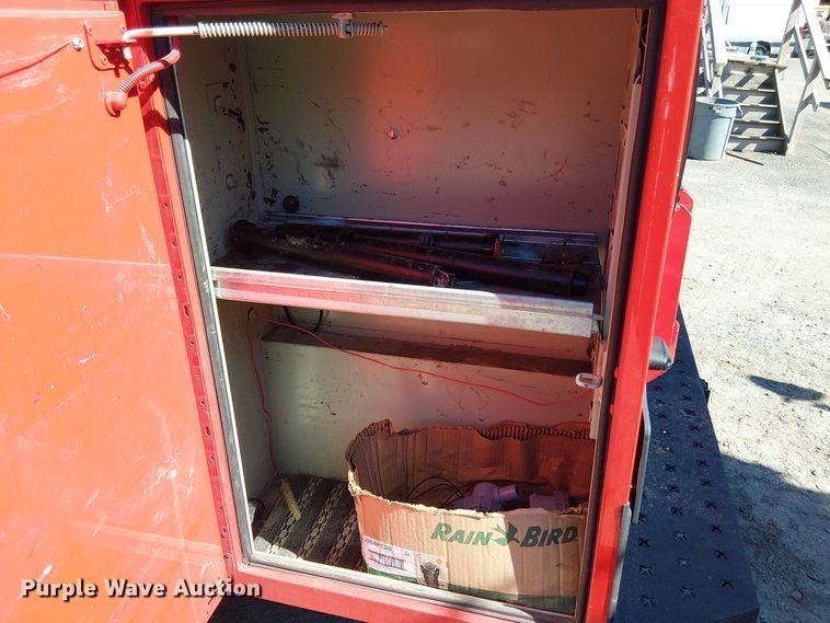 image for item EV5074 2022 Ford F350 Super Duty SuperCab utility bed pickup truck