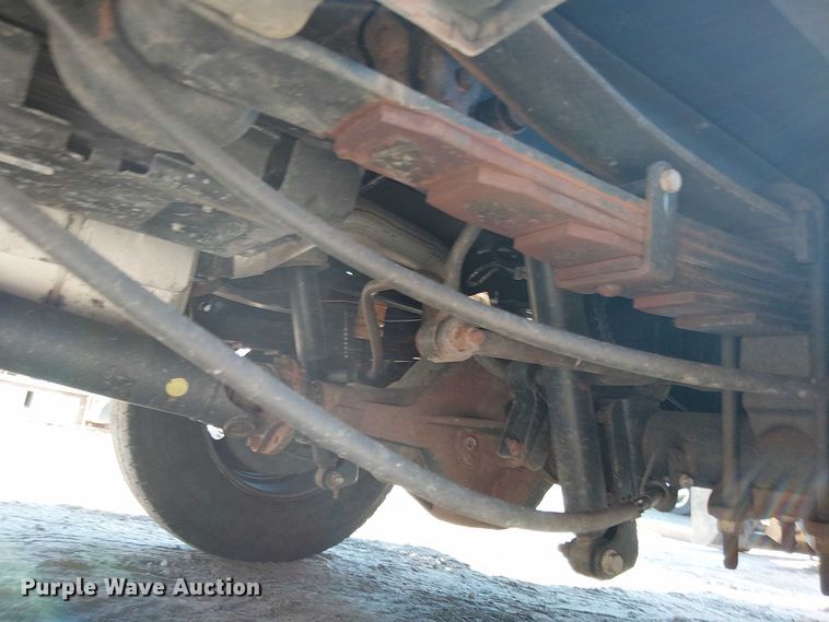 image for item EV5074 2022 Ford F350 Super Duty SuperCab utility bed pickup truck