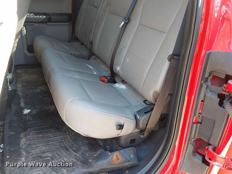 image for item EV5074 2022 Ford F350 Super Duty SuperCab utility bed pickup truck