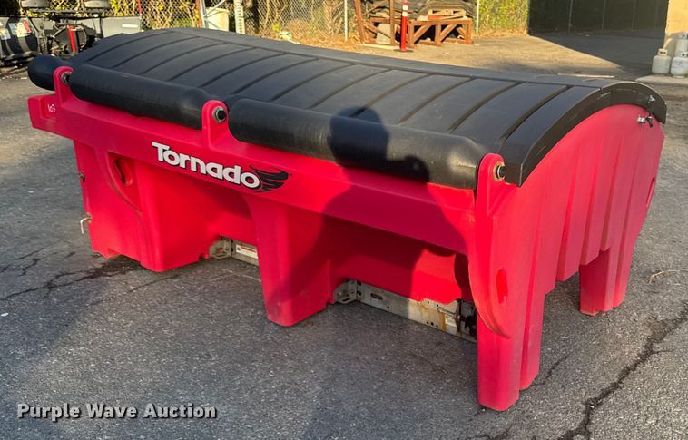 image for item EV5082 Western Tornado 1.8 YD3 spreader