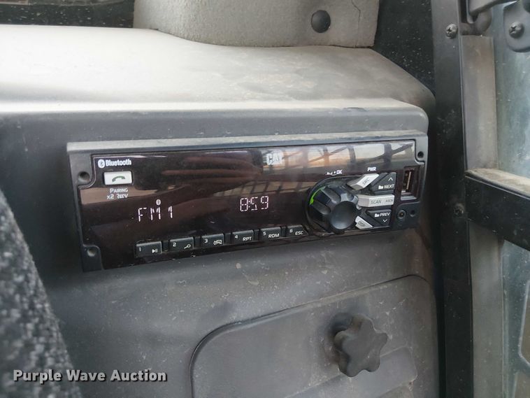 image for item EV5084 2019 Caterpillar 299D2 tracked skid steer loader