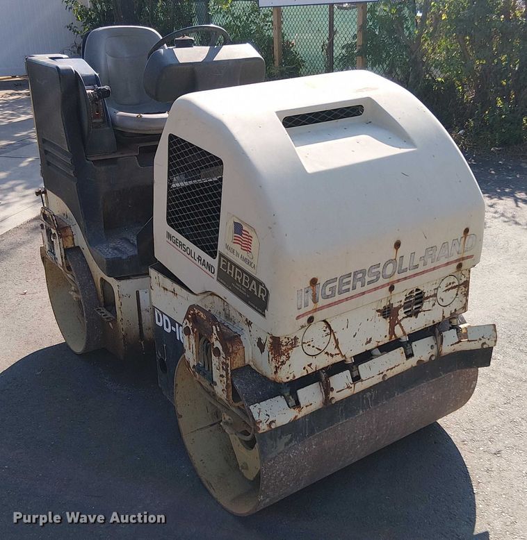 image for item EV5085 Ingersoll Rand DD-16 double drum vibratory roller