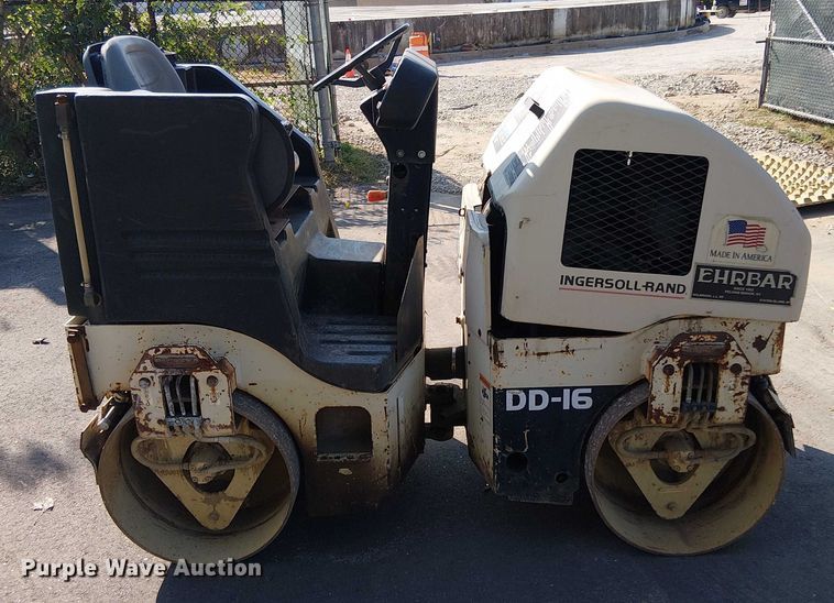 image for item EV5085 Ingersoll Rand DD-16 double drum vibratory roller