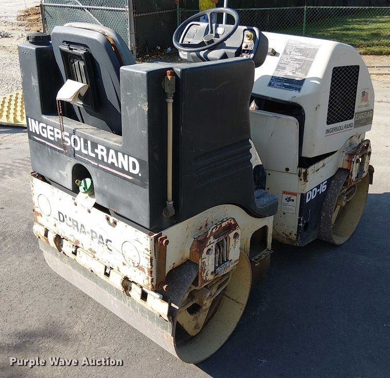 image for item EV5085 Ingersoll Rand DD-16 double drum vibratory roller