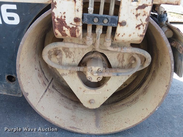 image for item EV5085 Ingersoll Rand DD-16 double drum vibratory roller