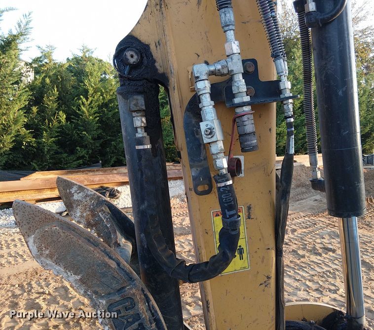 image for item EV5086 2021 Caterpillar 306 CR mini excavator