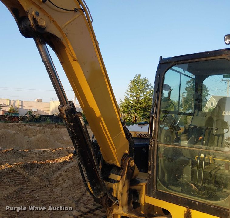 image for item EV5086 2021 Caterpillar 306 CR mini excavator