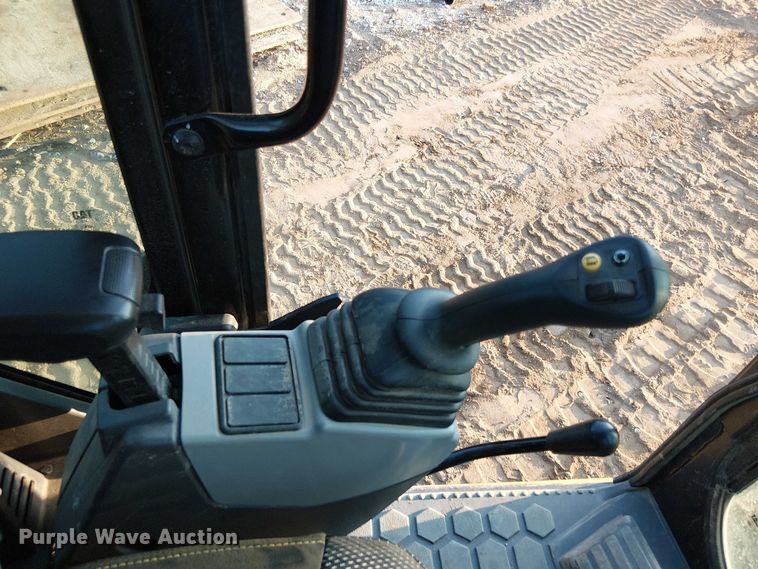 image for item EV5086 2021 Caterpillar 306 CR mini excavator