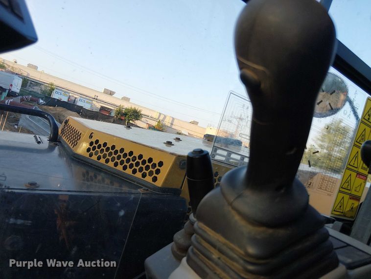 image for item EV5086 2021 Caterpillar 306 CR mini excavator