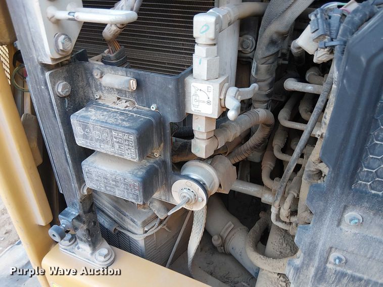 image for item EV5086 2021 Caterpillar 306 CR mini excavator