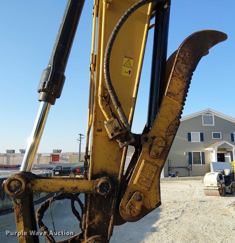 image for item EV5087 2016 Caterpillar 314ELCR mini excavator